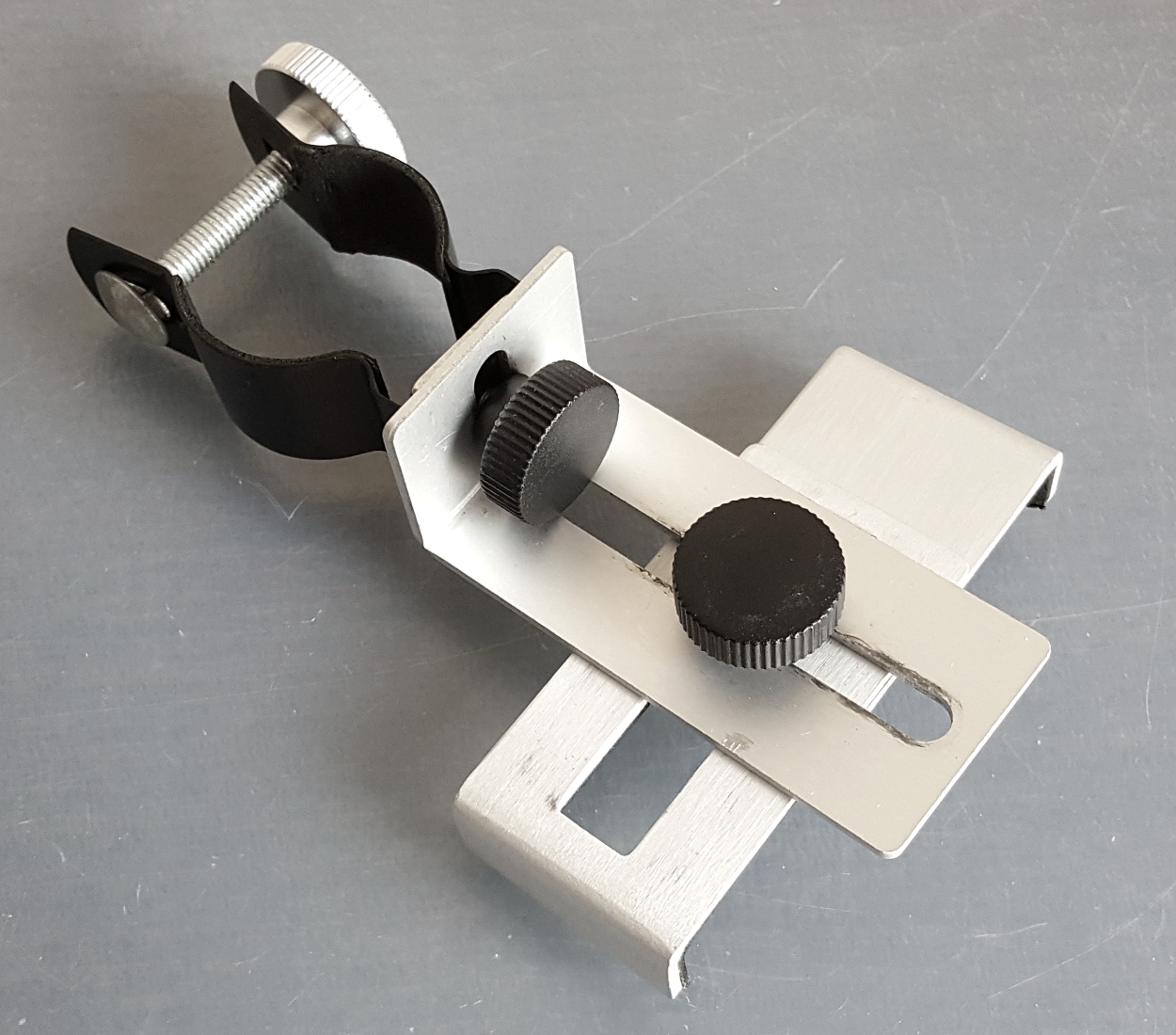 adaptor-smartphone.jpg
