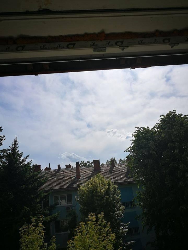 Balcony500.jpg
