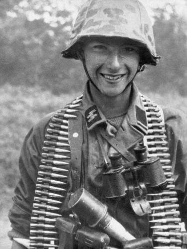 german-soldier-wwii.jpg