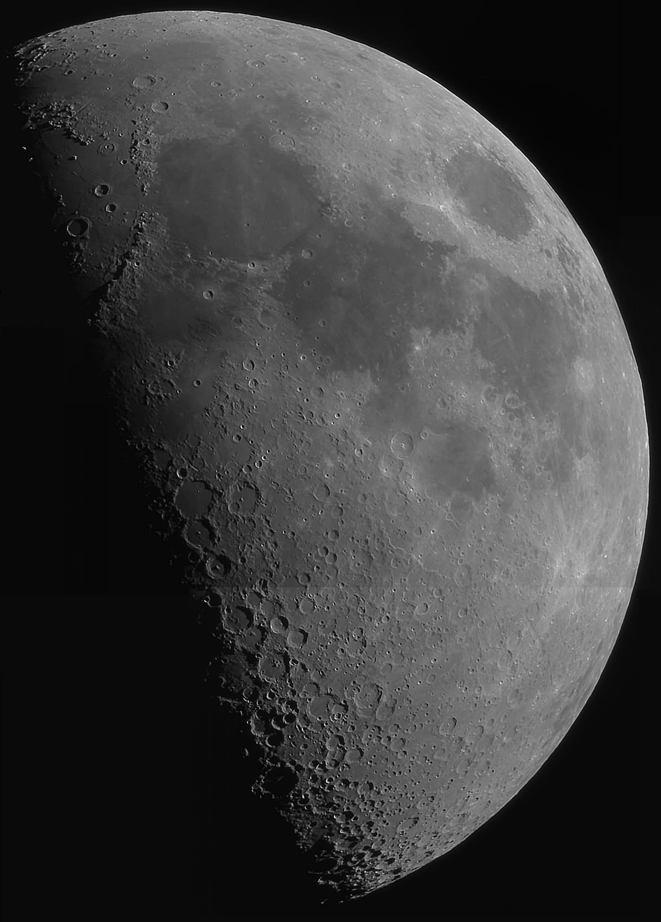 moon1-1_stitch.jpg