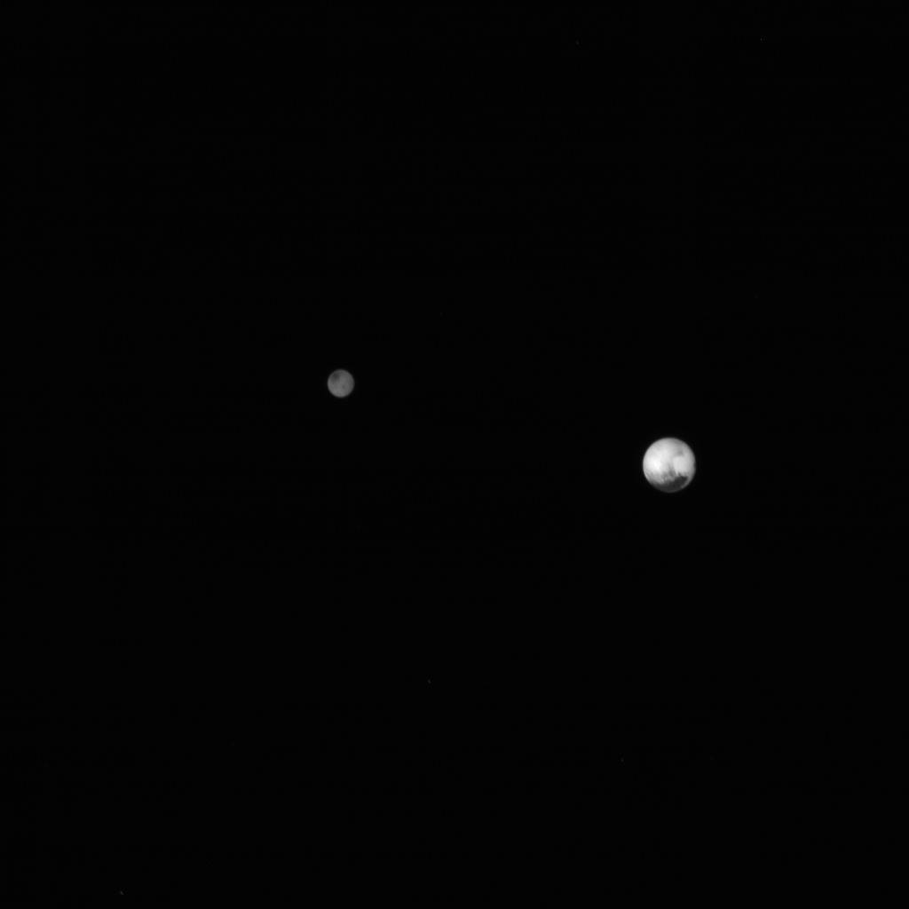 Pluto si Charon.jpg