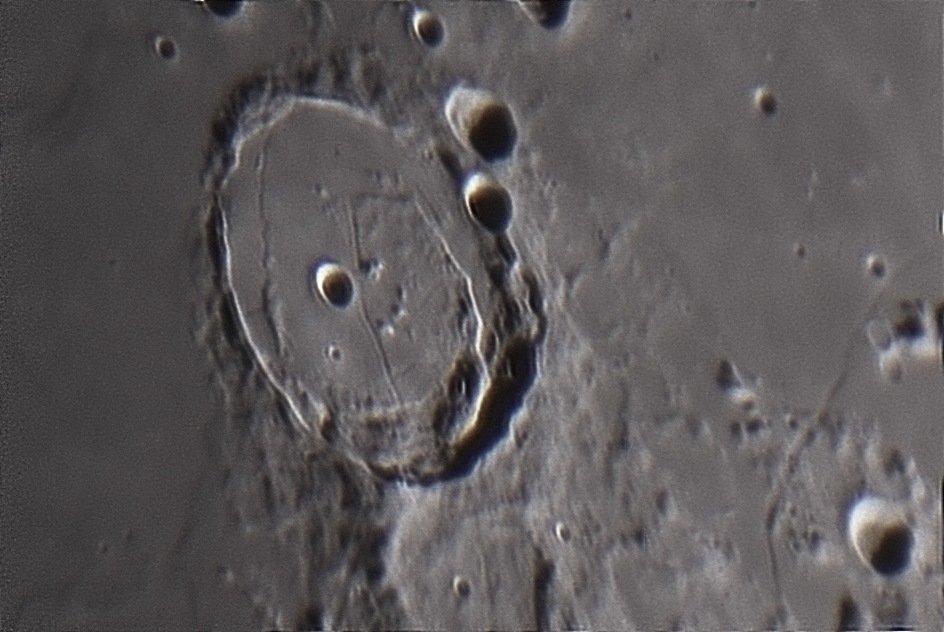 sat3Luna_425.jpg