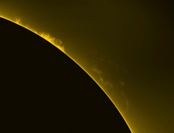 Apasati pentru a vedea imaginea la dimensiuni originale