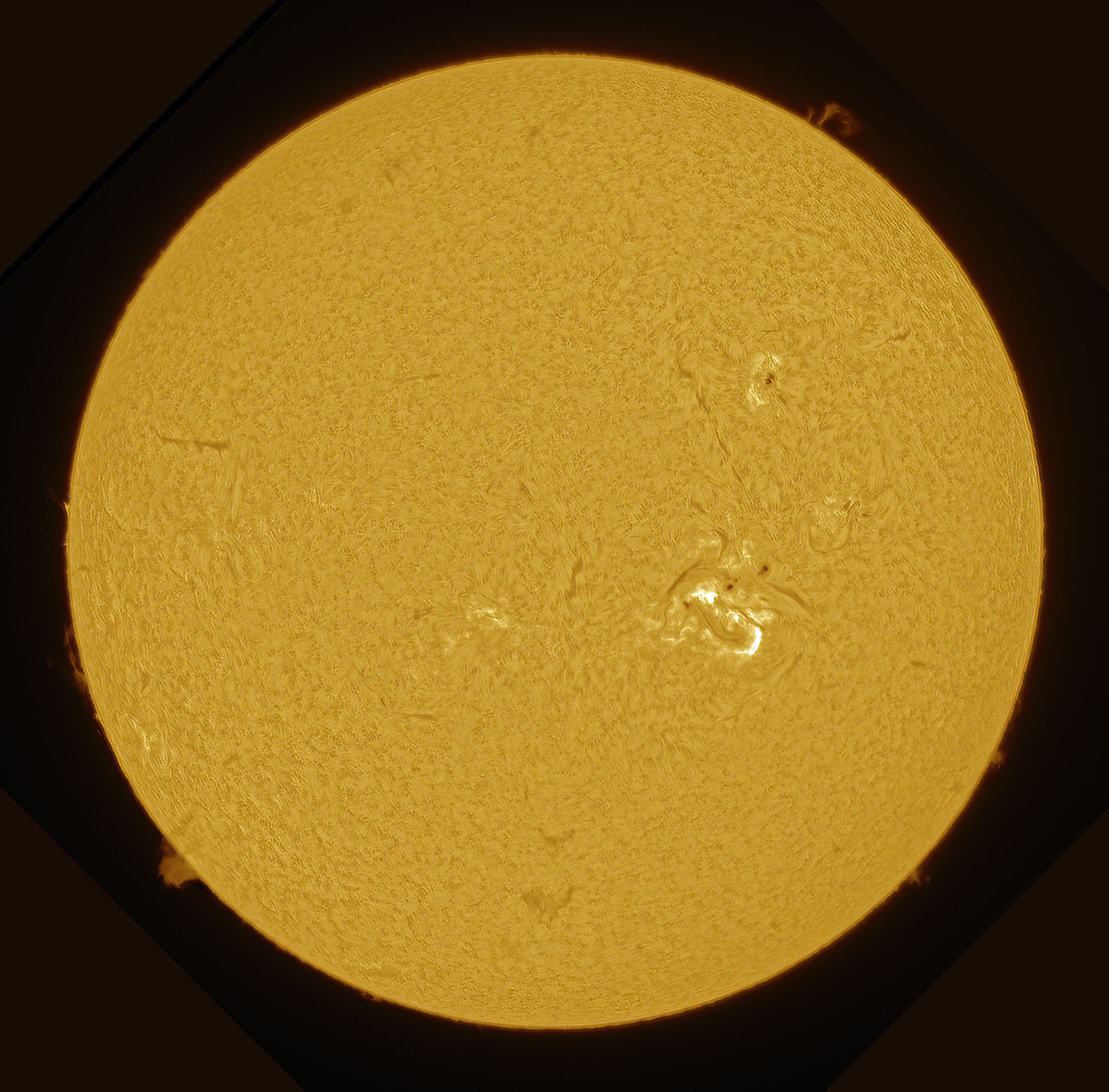 2025-06-02-1215_5-U-L-Sun_Halpha.jpg