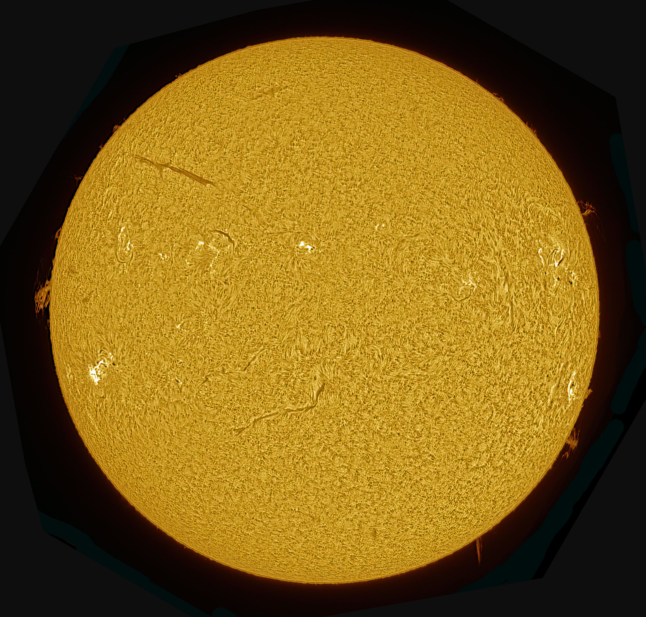 2025-06-05-1257_5-U-L-Sun_Halpha.jpg