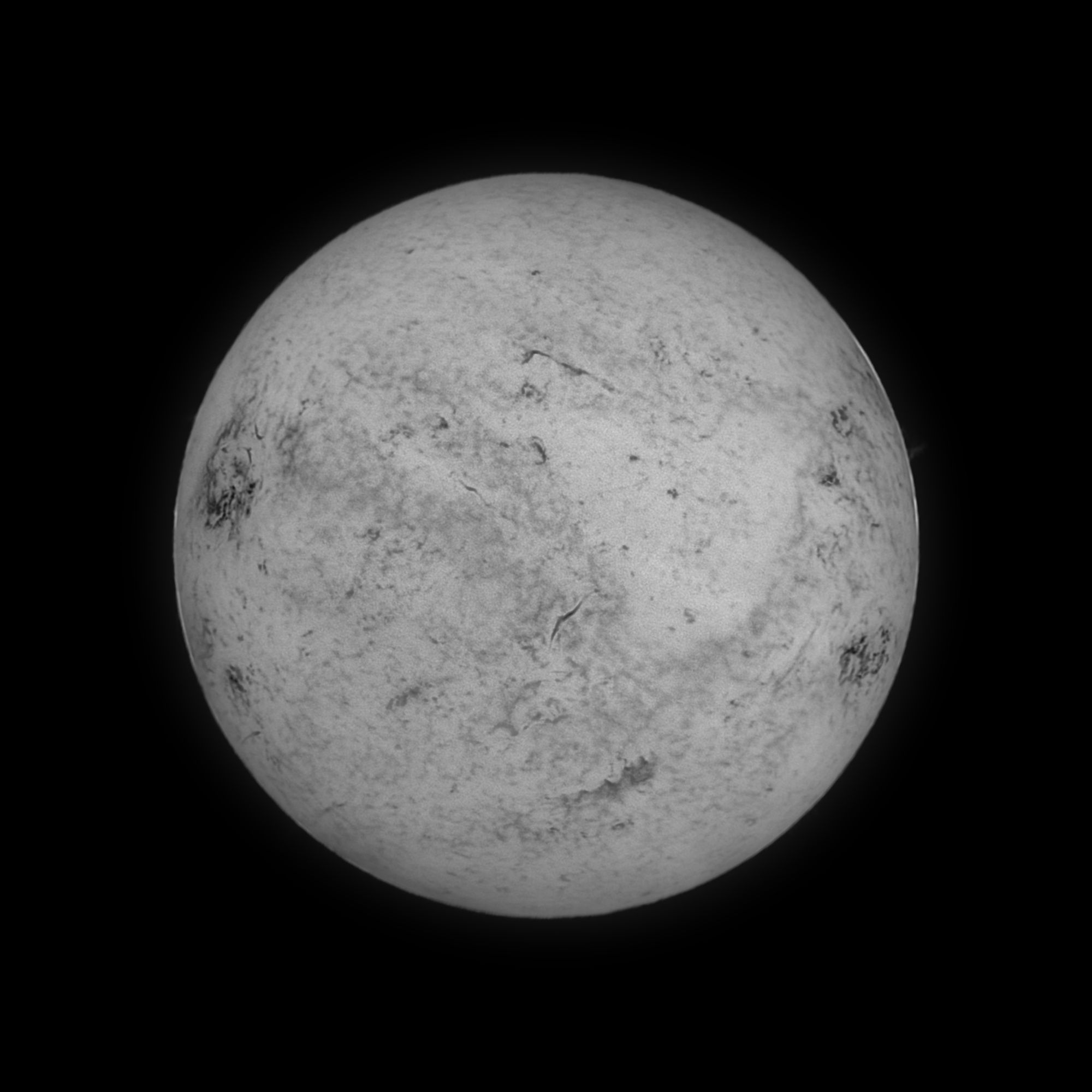2025-09-13-1014_5-Sun-NaHe_20250913_HeSomething3_pipp_lapl2_ap286_ps1_reg1_psD_mono.jpg