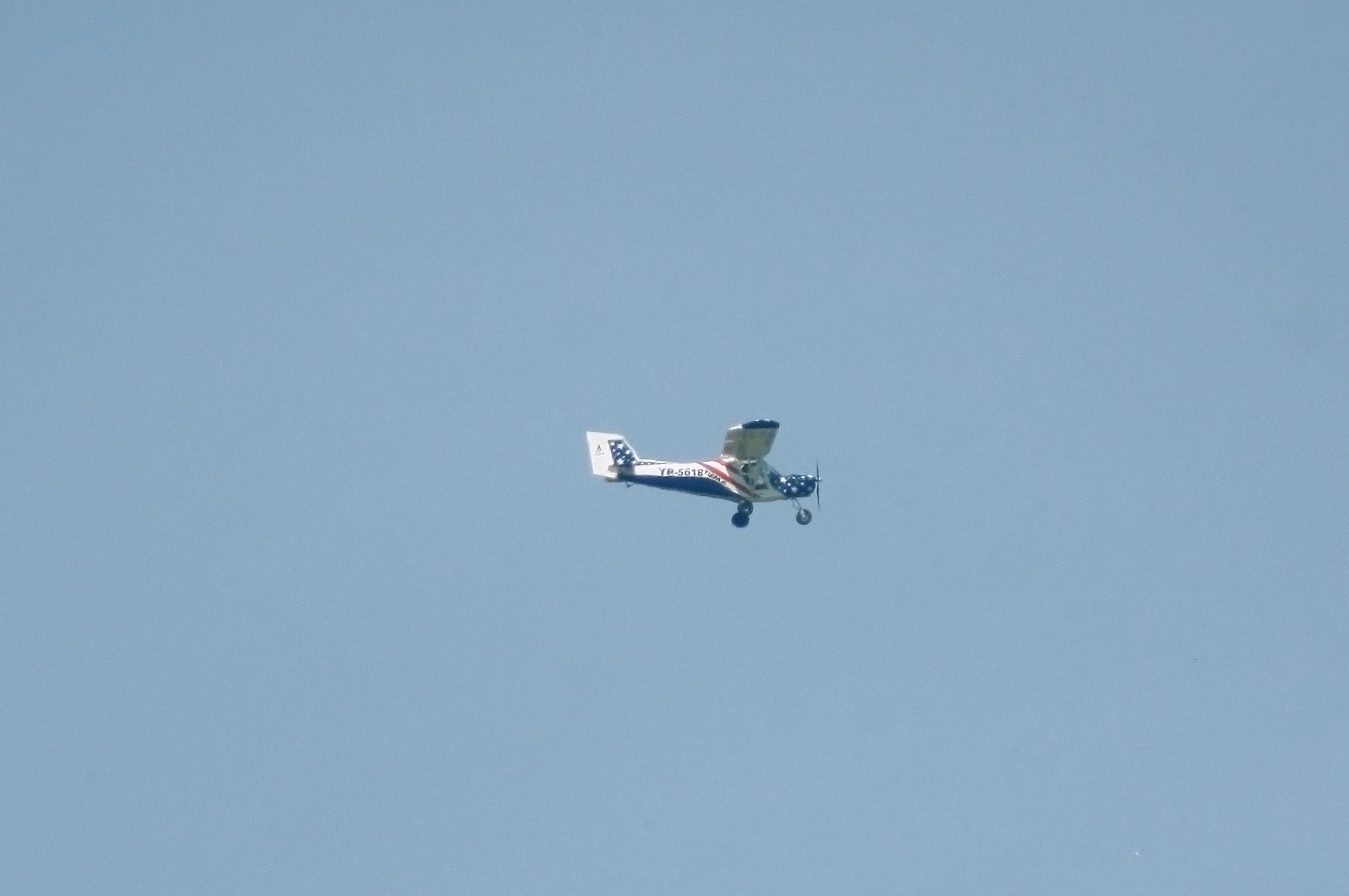 avion2.jpg