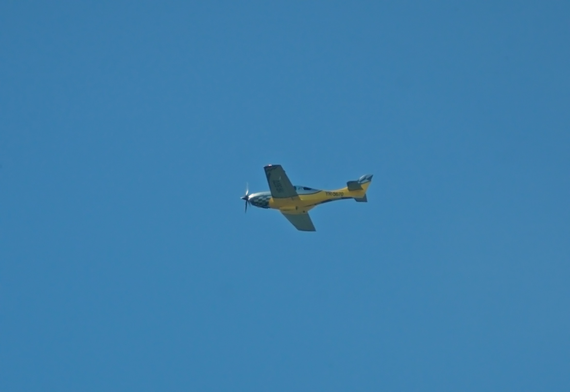 avion.jpg