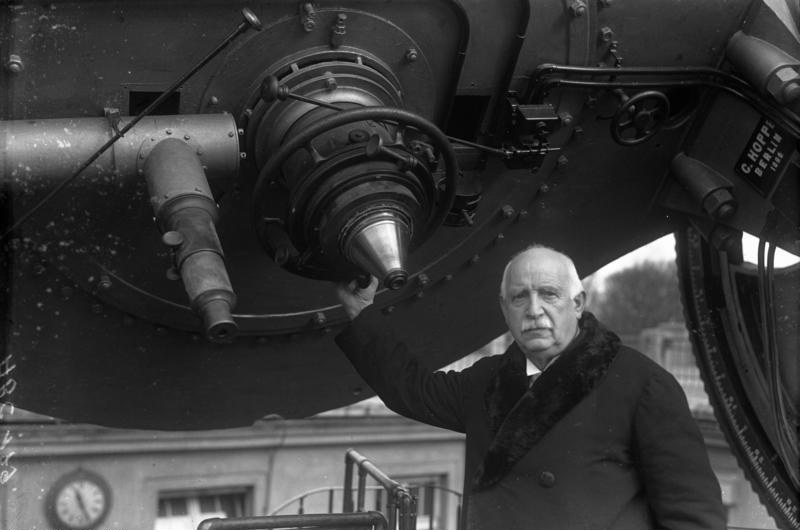 Bundesarchiv_Bild_102-00179,_Friedrich_Archenhold.jpg