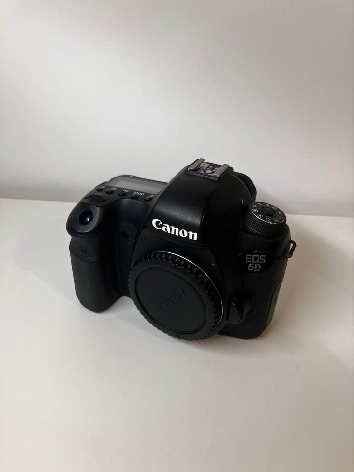 canon 1.jpg
