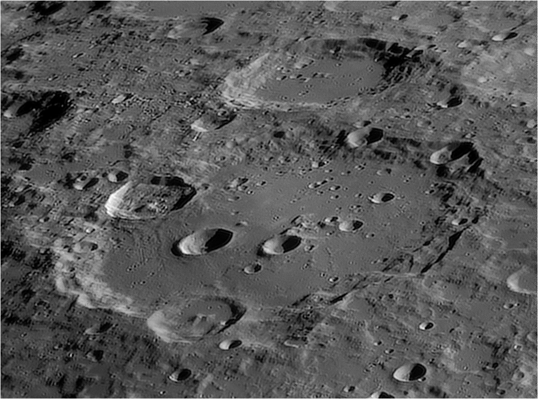 Clavius_small.jpg