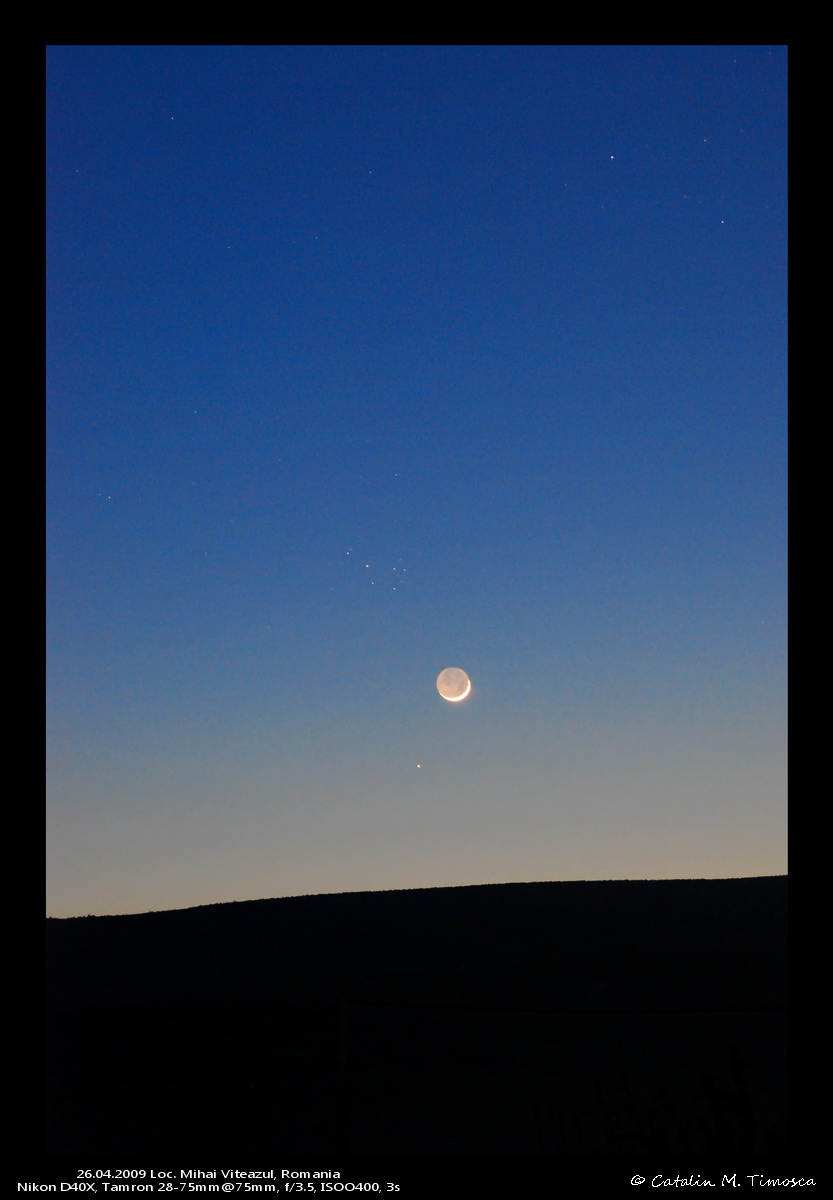 Conj. Mercury,Moon & Pleiades 26.04.2009....jpg