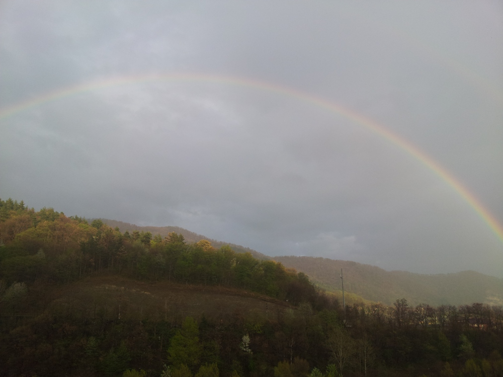 Curcubeu 14.04.2012.jpg