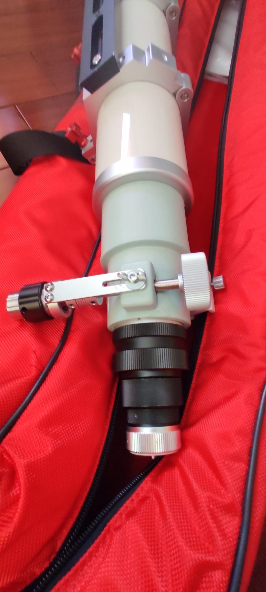 FC100_1.jpg