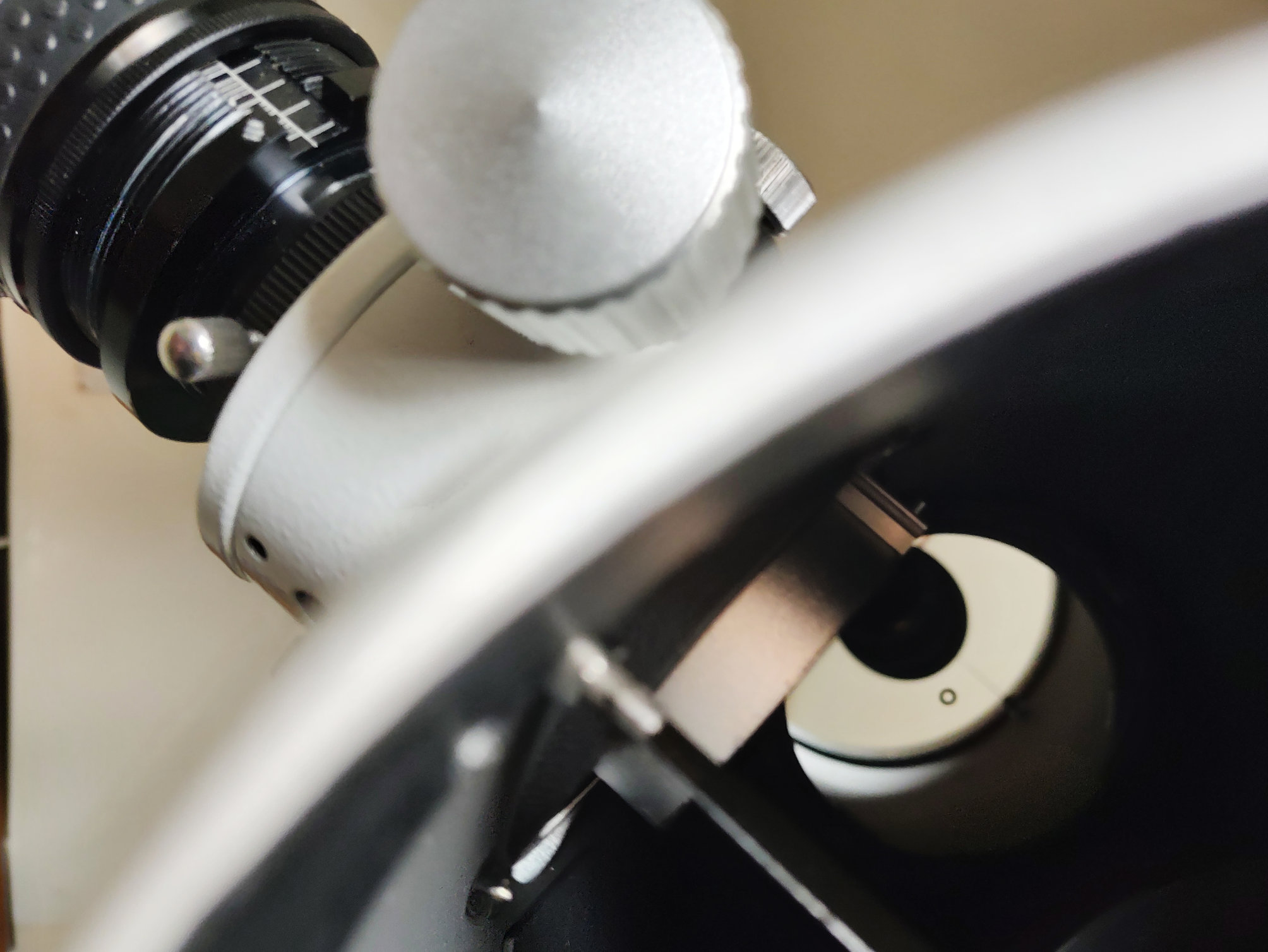 Focuser close-up.jpg