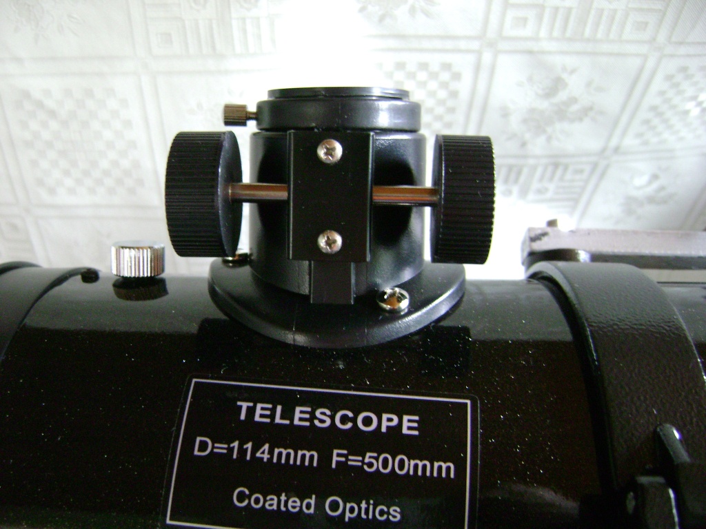 Focuser plastic newt 114.JPG