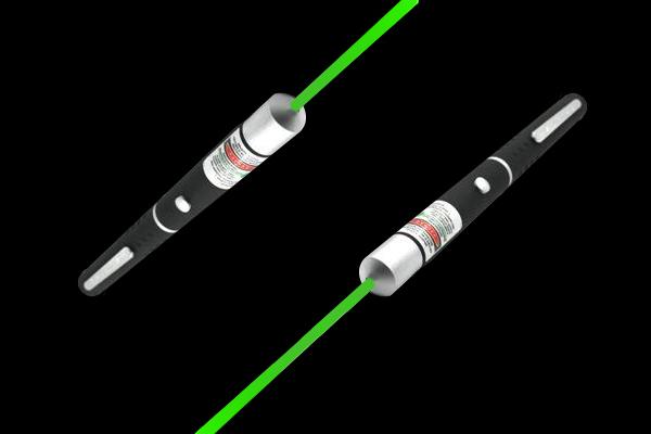 Green beam laser.jpg