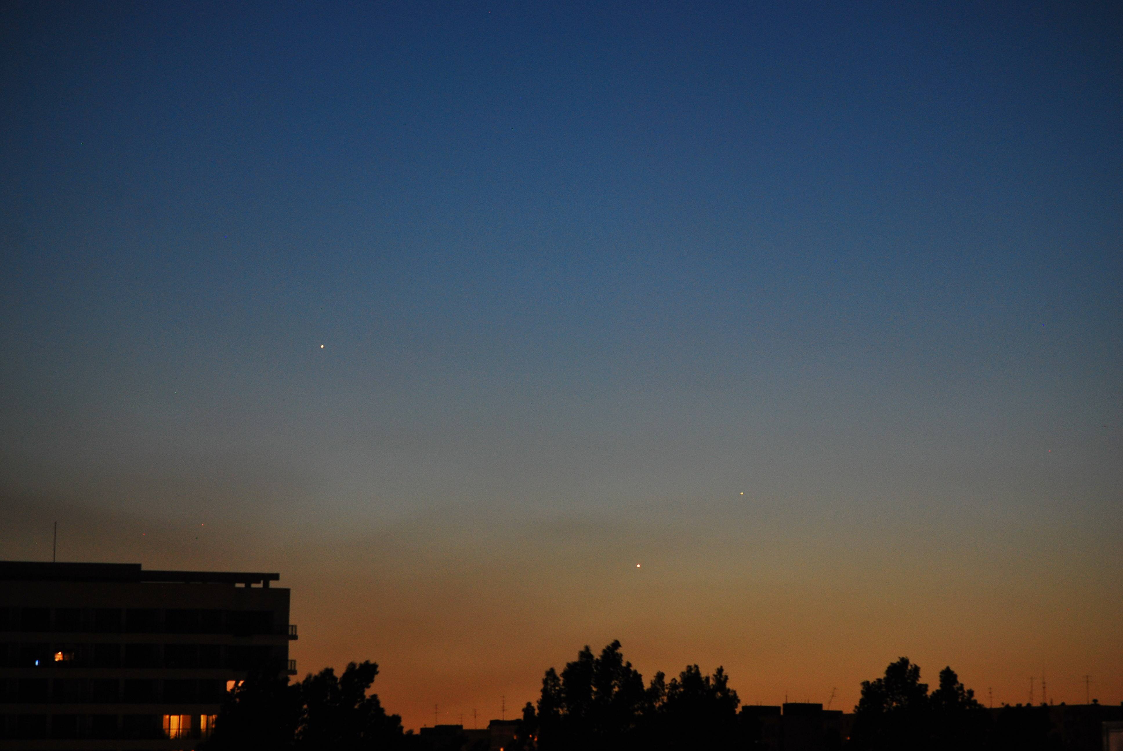 Jupiter-Venus-Mercur.jpg