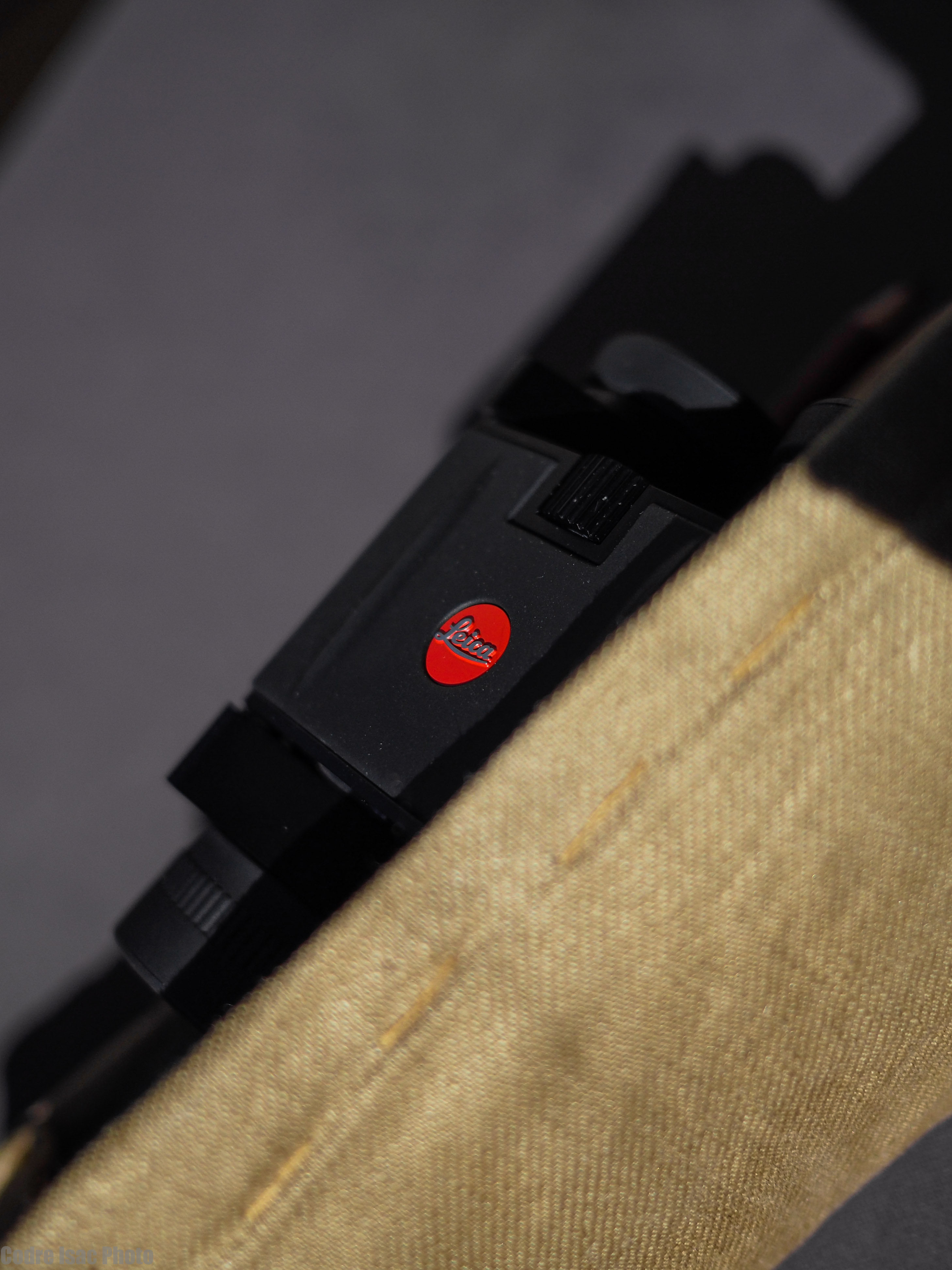 LEICA TRINOVID 8X20 BCA 3.jpg
