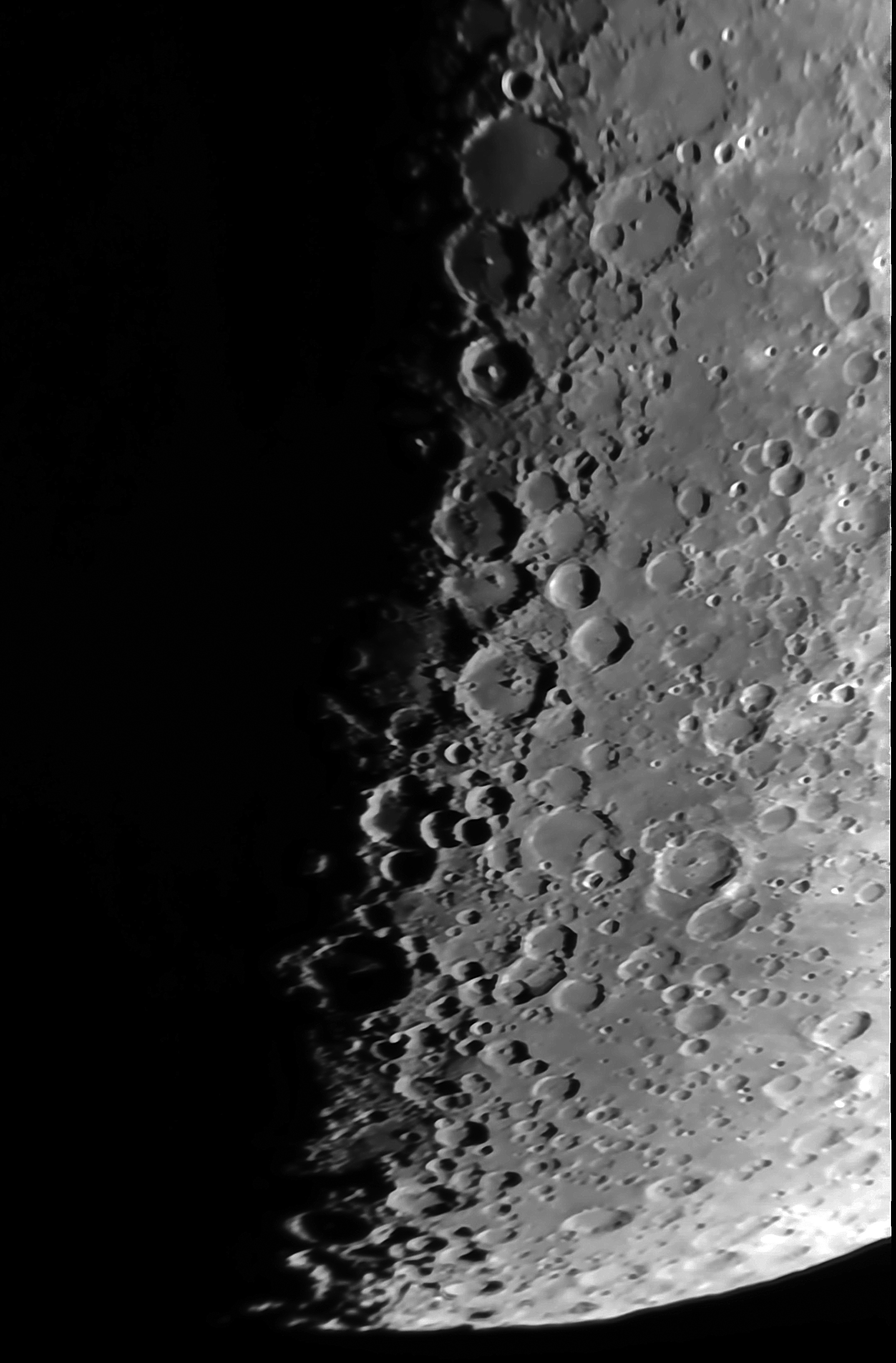 Luna30043.jpg