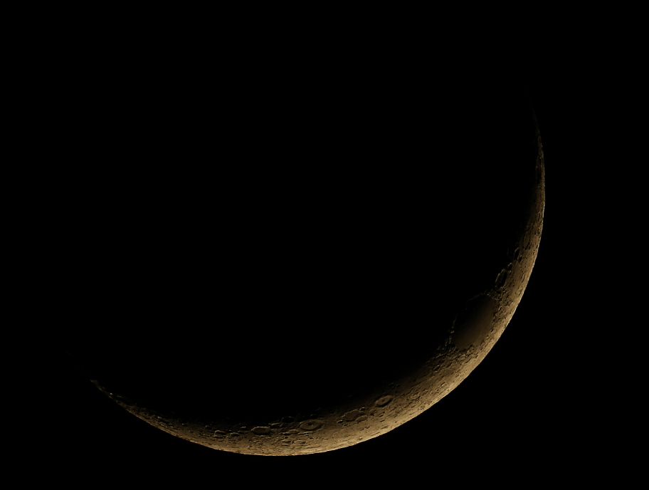 Luna 27.04.09.jpg