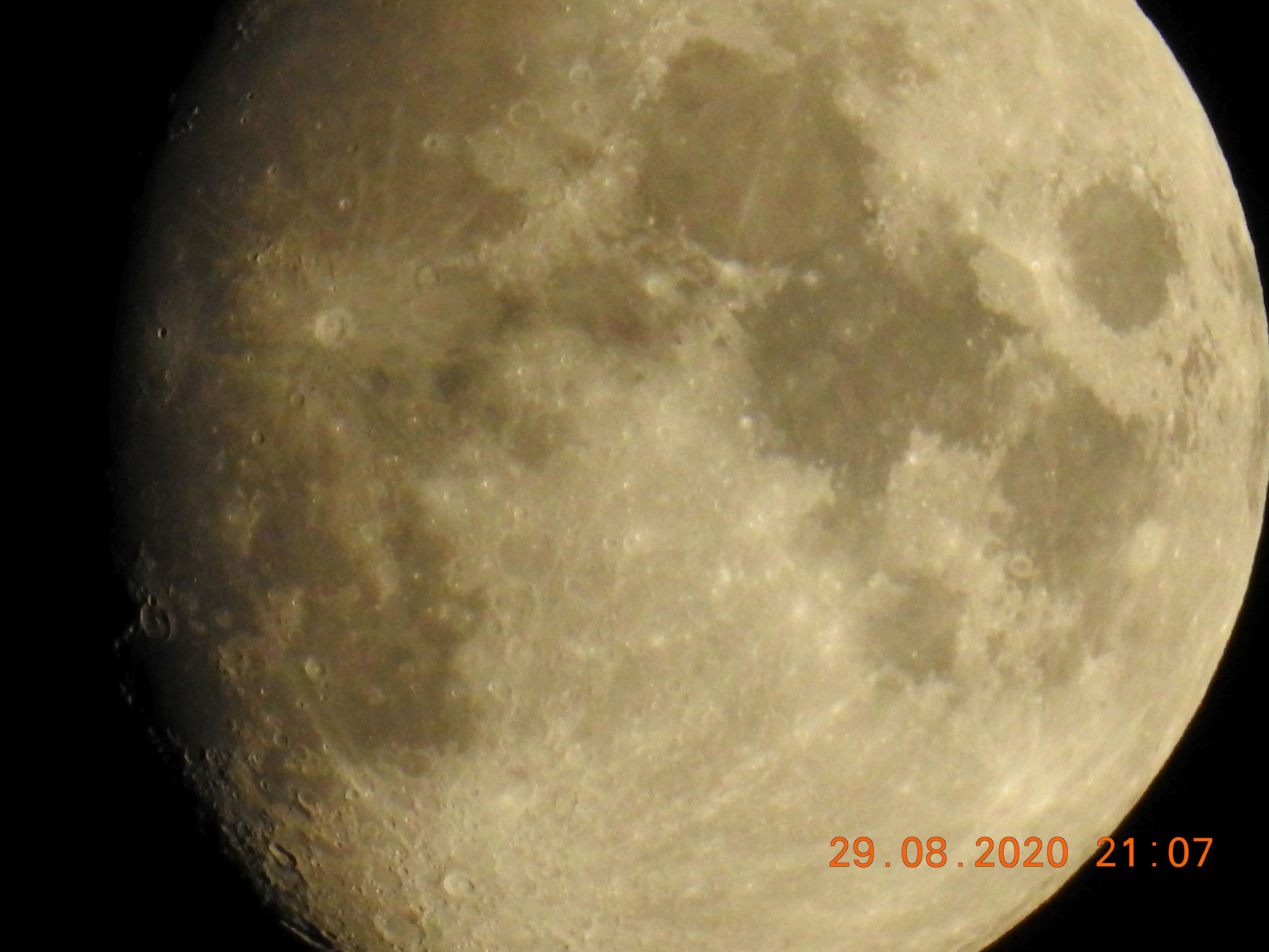 Luna 29.08.2020.jpg