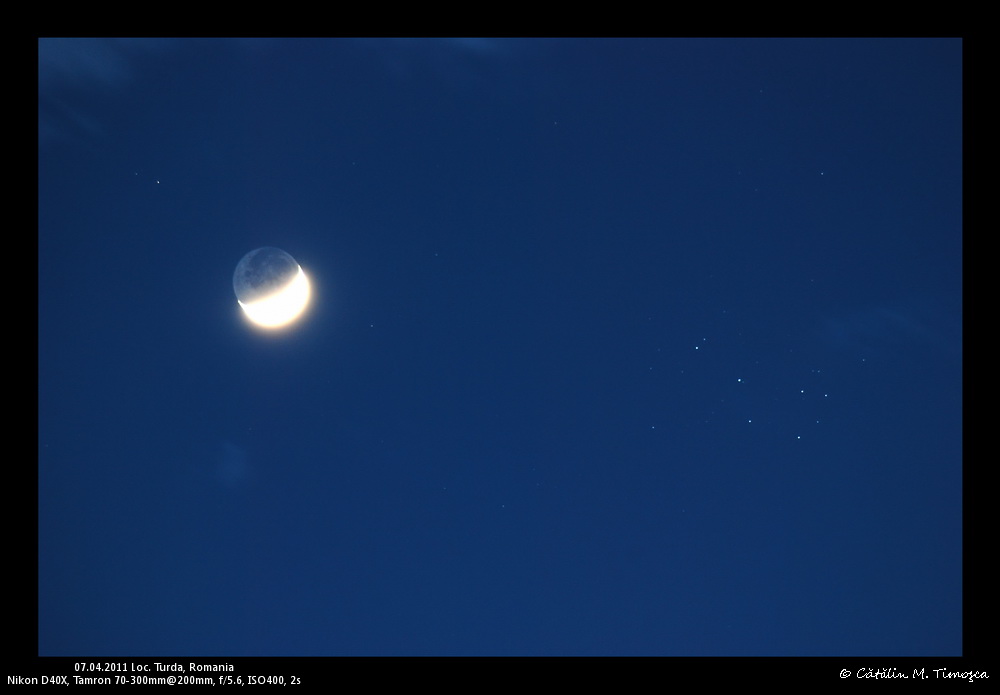 Luna & Pleiades Conj. 07.04.2011.jpg