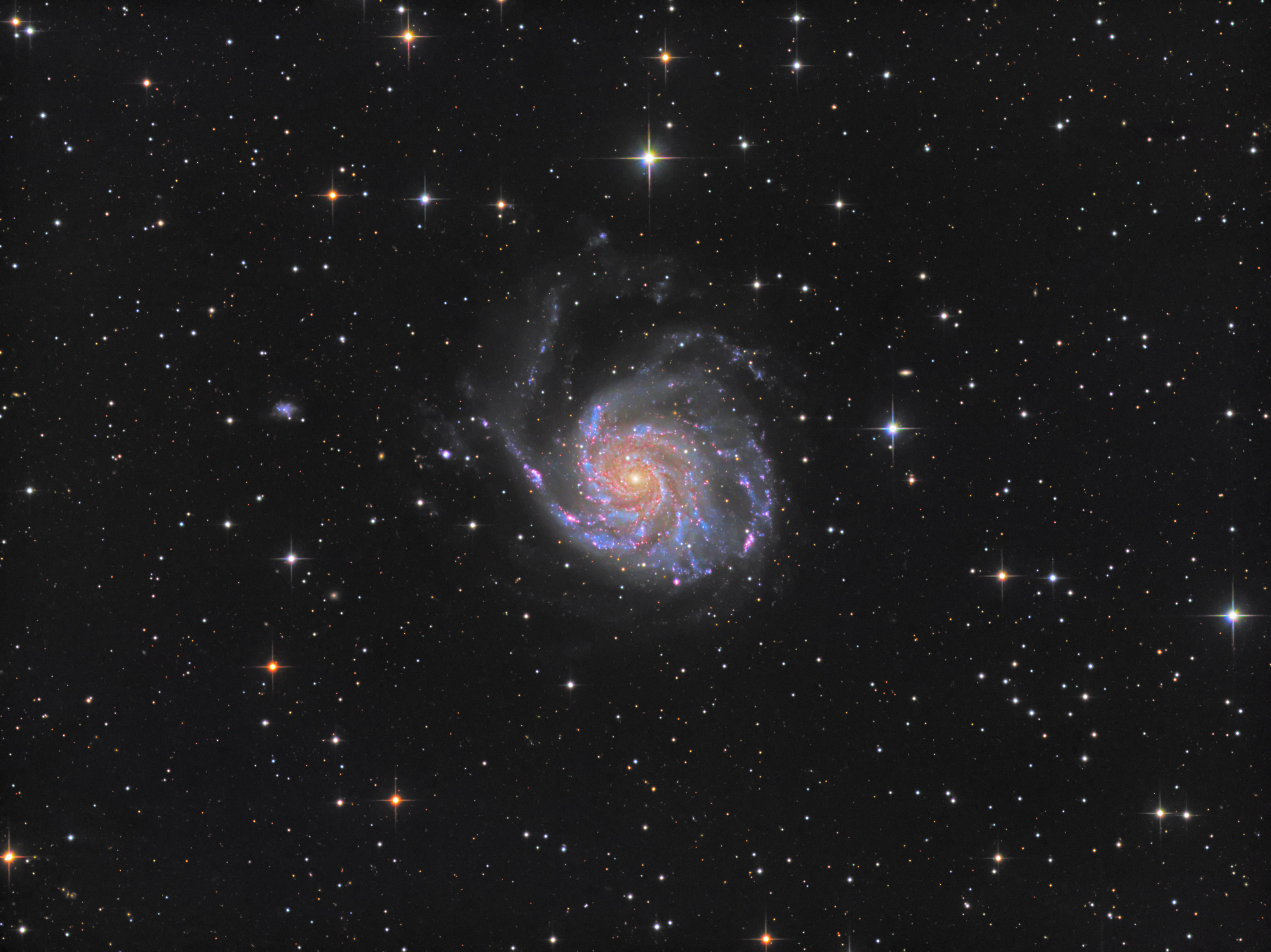 M101_HaLRGB_v4.jpg