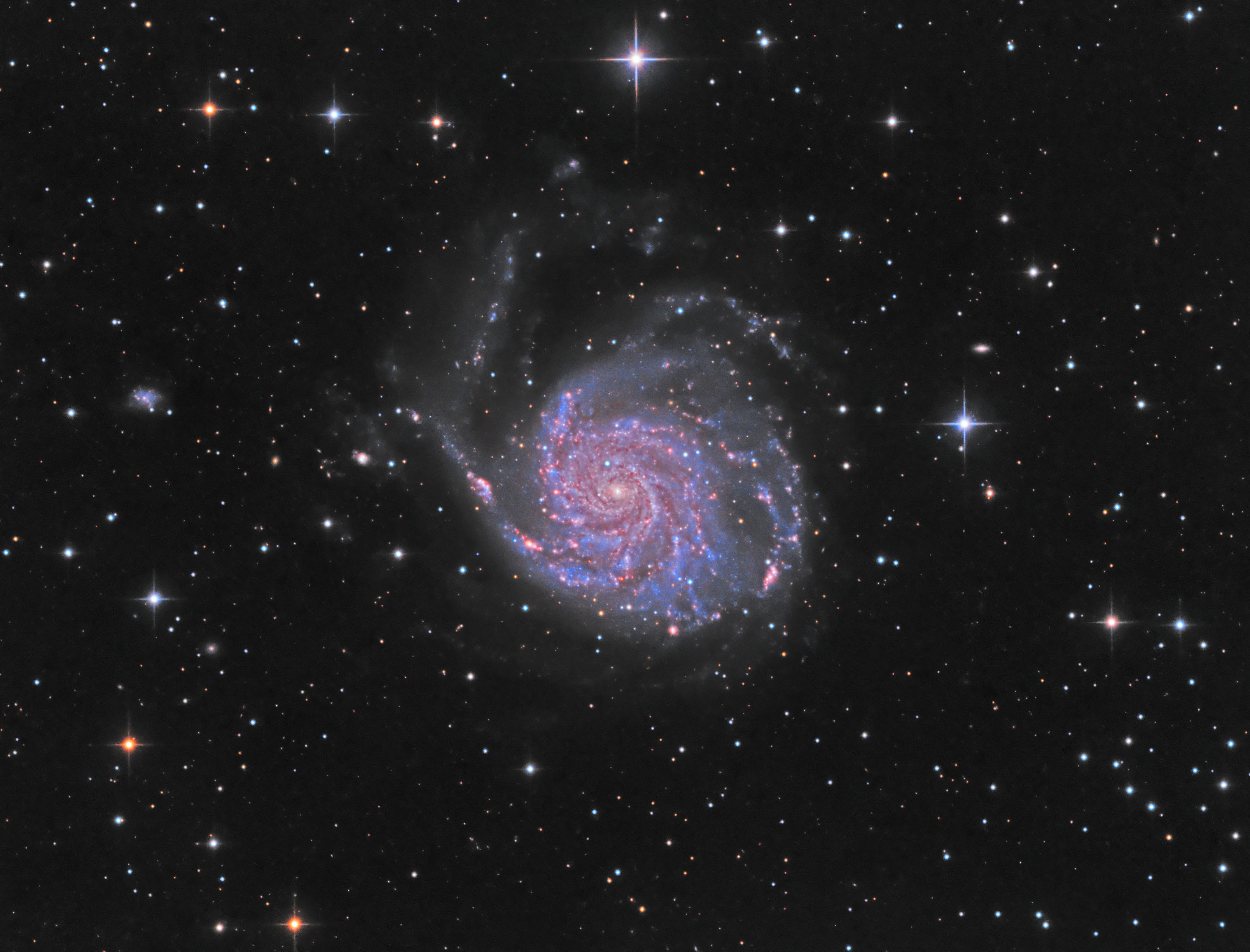 M101_HaLRGB(OSC)_full.jpg