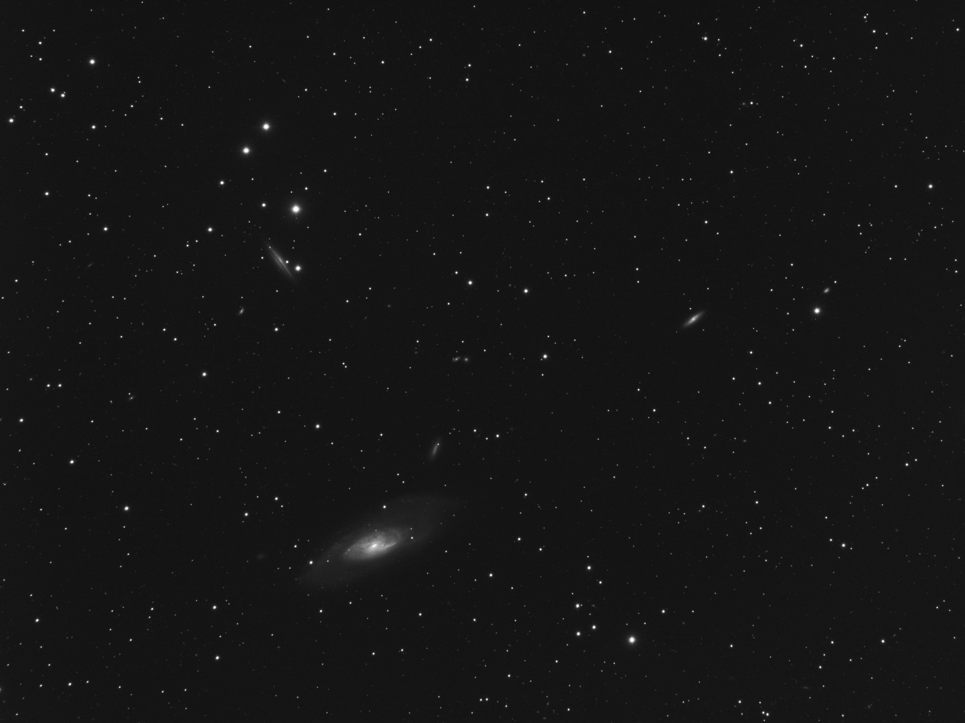 m106-2.jpg