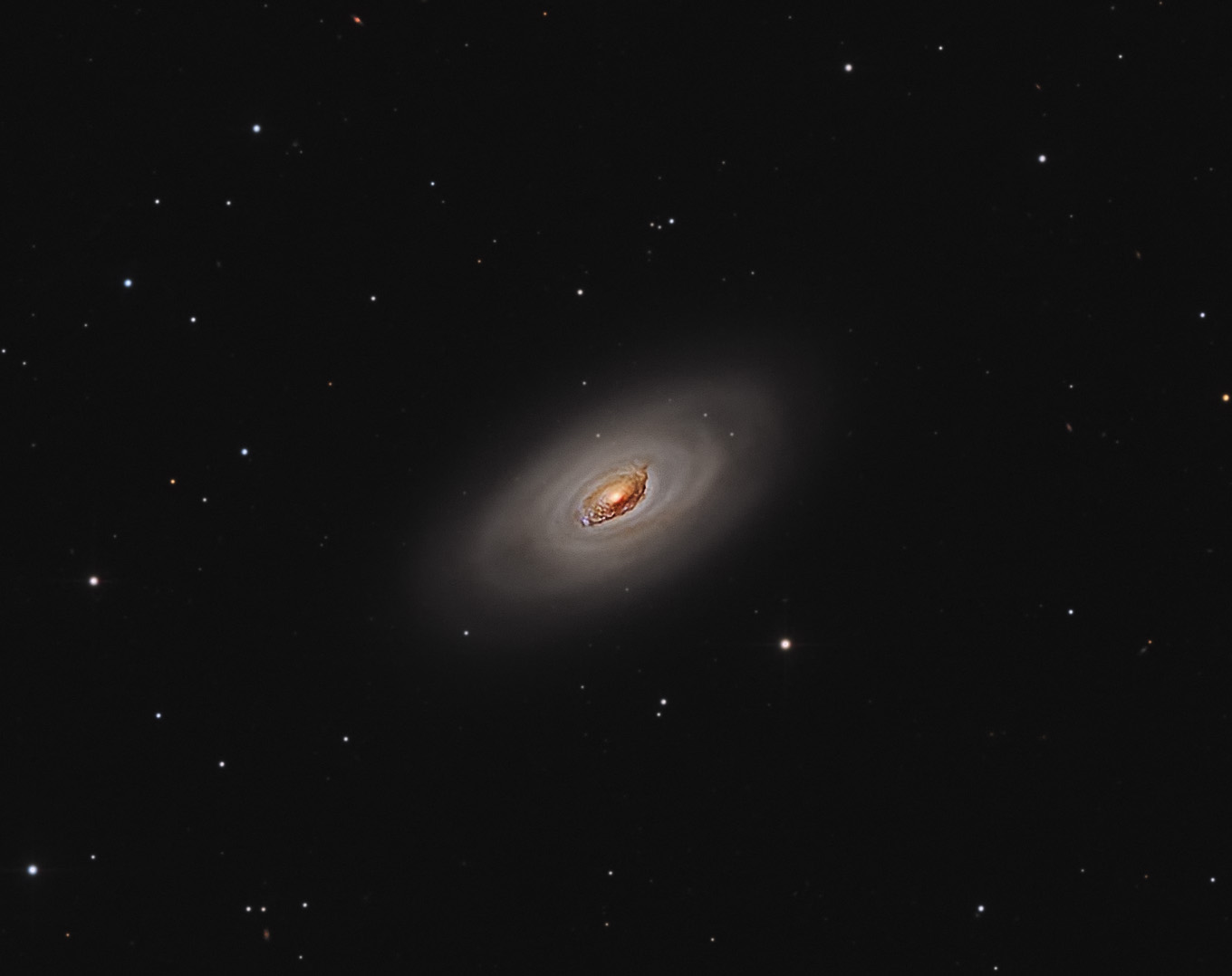 M64_LRGB_crop.jpg