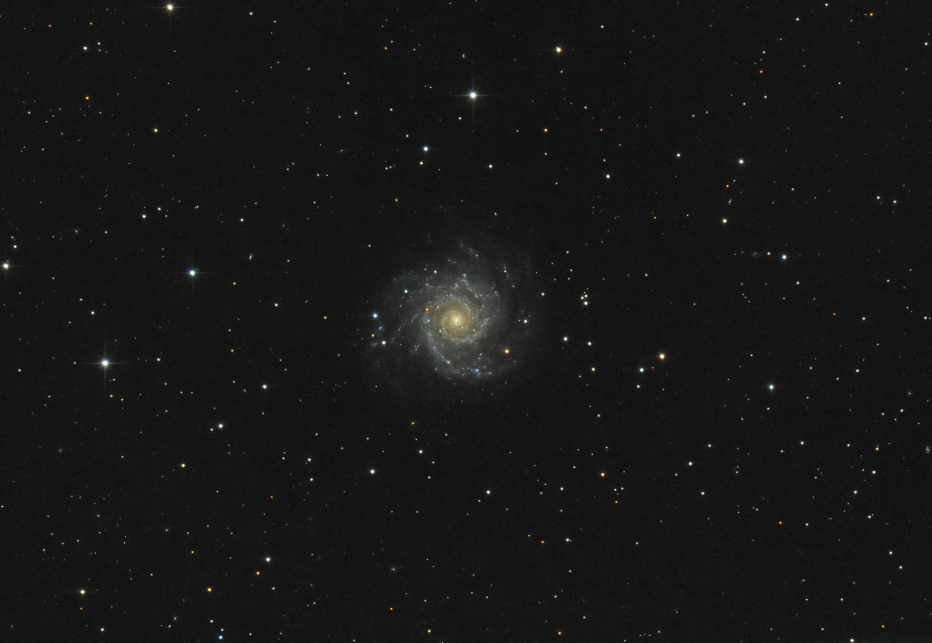 M74_LRGB.jpg