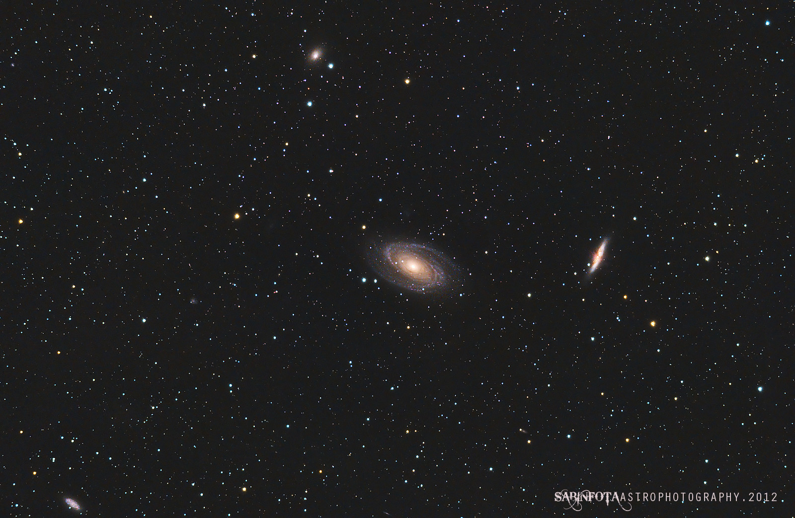 M81_M82_final_w.jpg