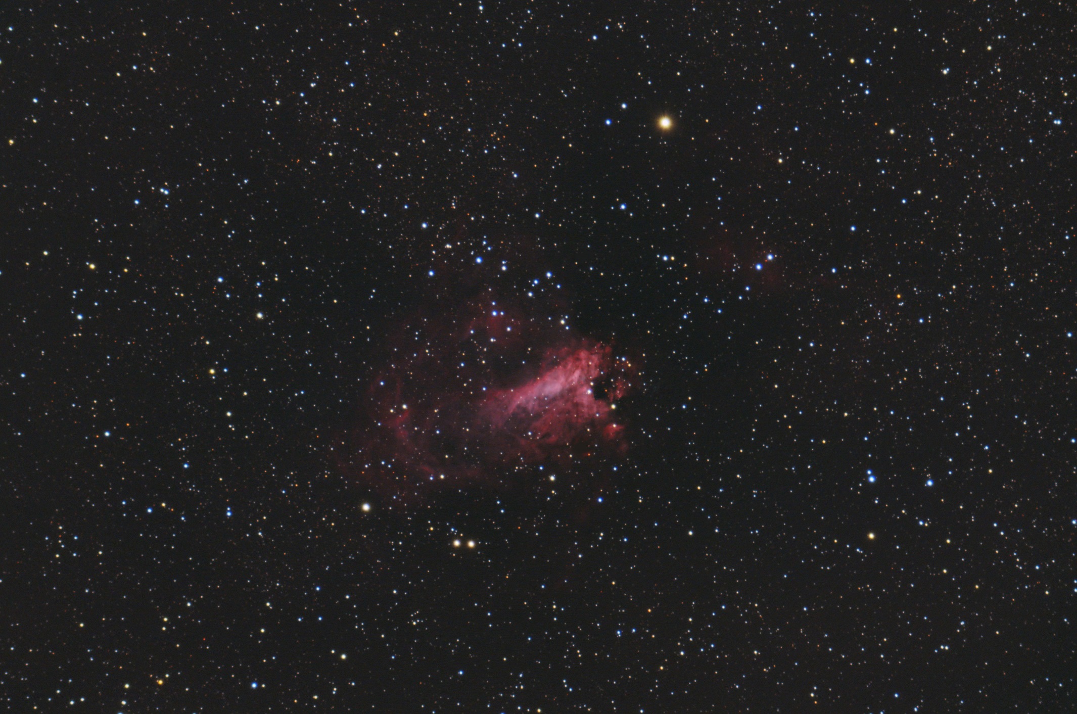 m 17 swan nebula 58x120s.jpg
