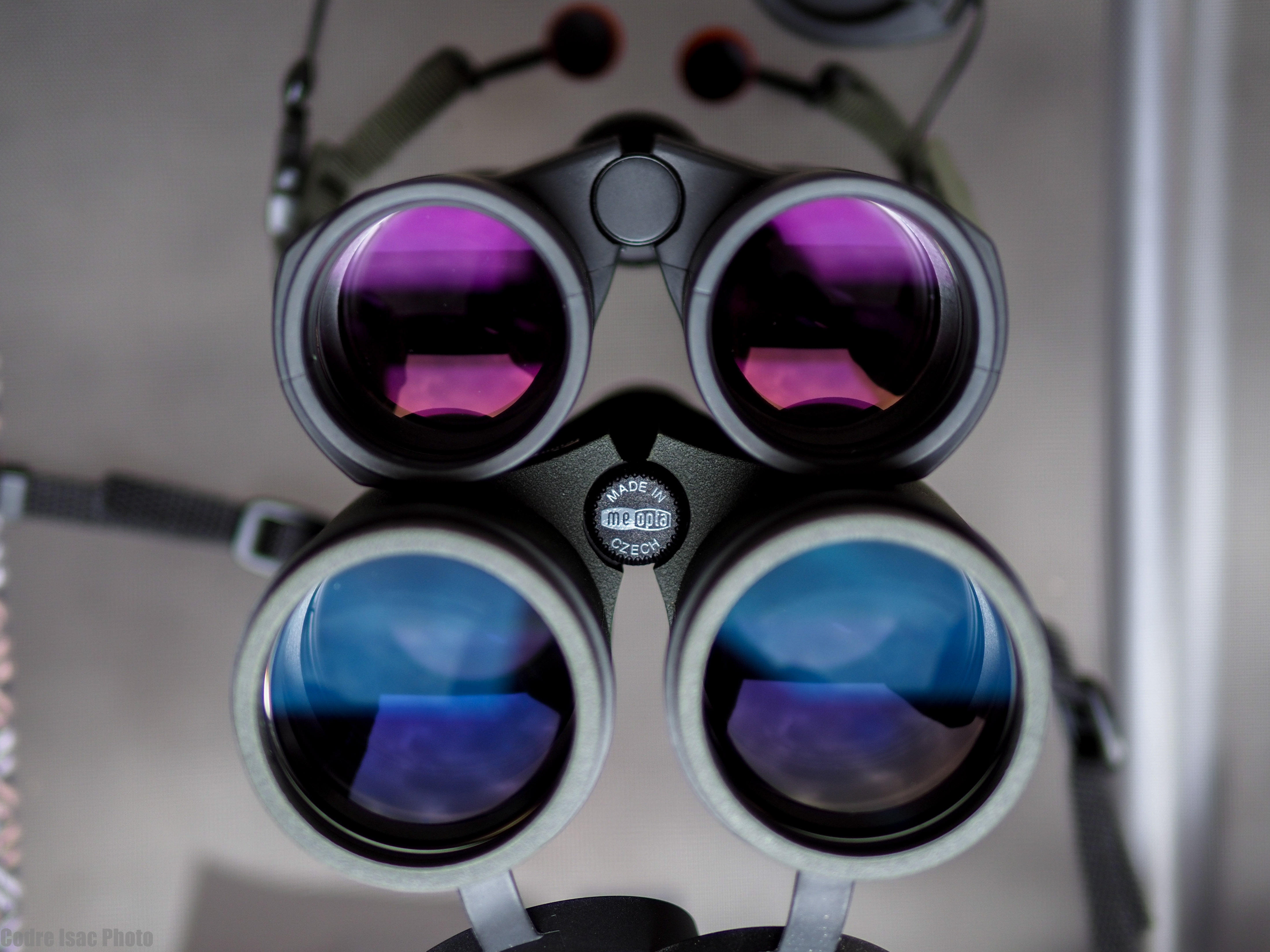 meopta coating vs zeiss cotaing.jpg