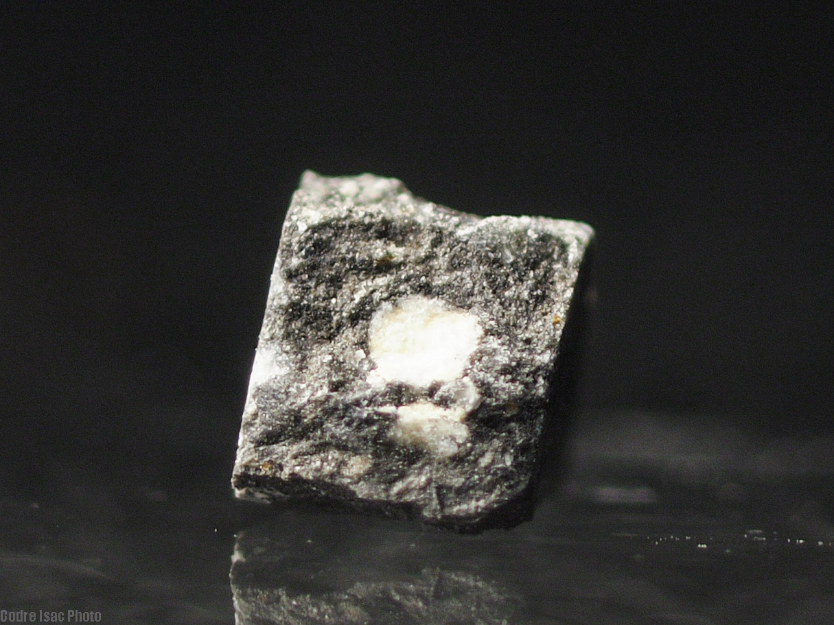 meteorit lunar 1.jpg