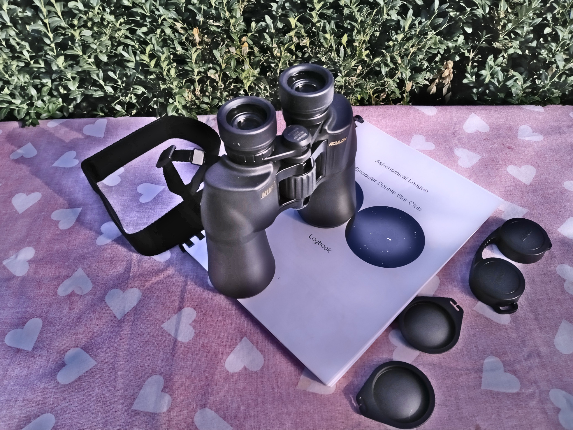 Nikon Aculon 10x50mm.jpg