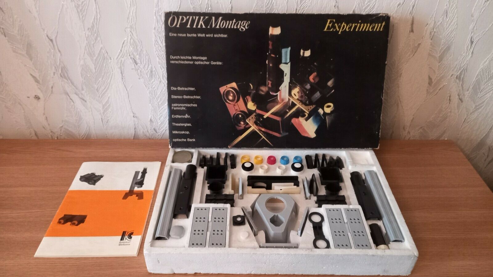 Optik-Montage-Experiment-DDR.jpg