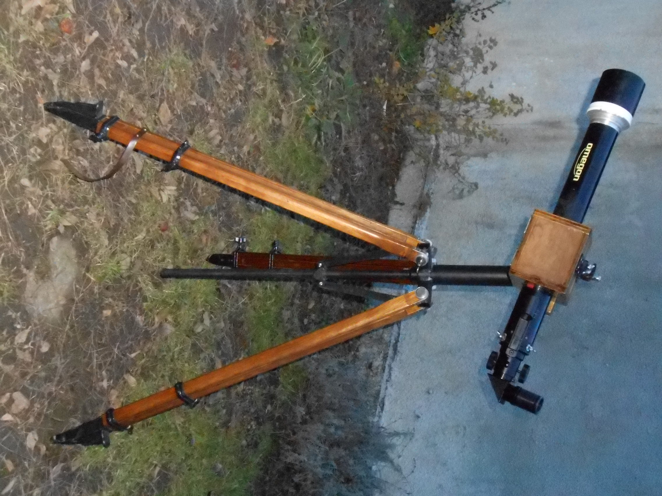 Pipemount Penelopa+60x700mm refractor.JPG