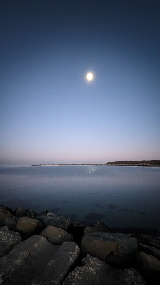 PXL_20230103_152142135.NIGHT.jpg