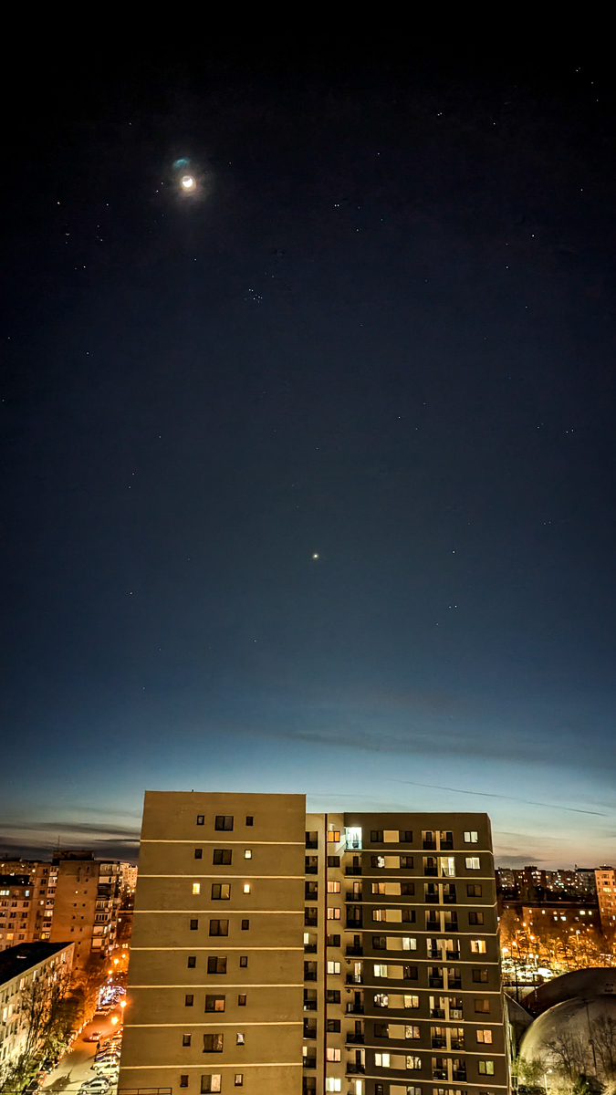 PXL_20230326_173633866.NIGHT.jpg