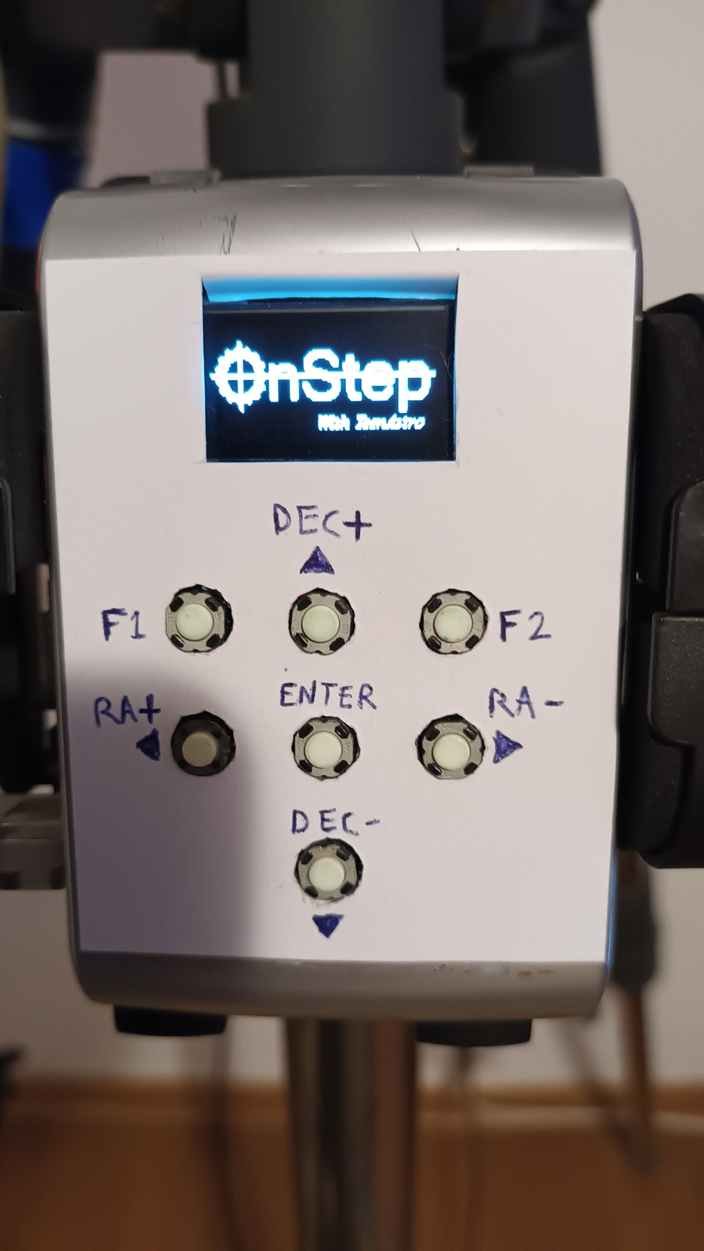 shc remote2.jpg