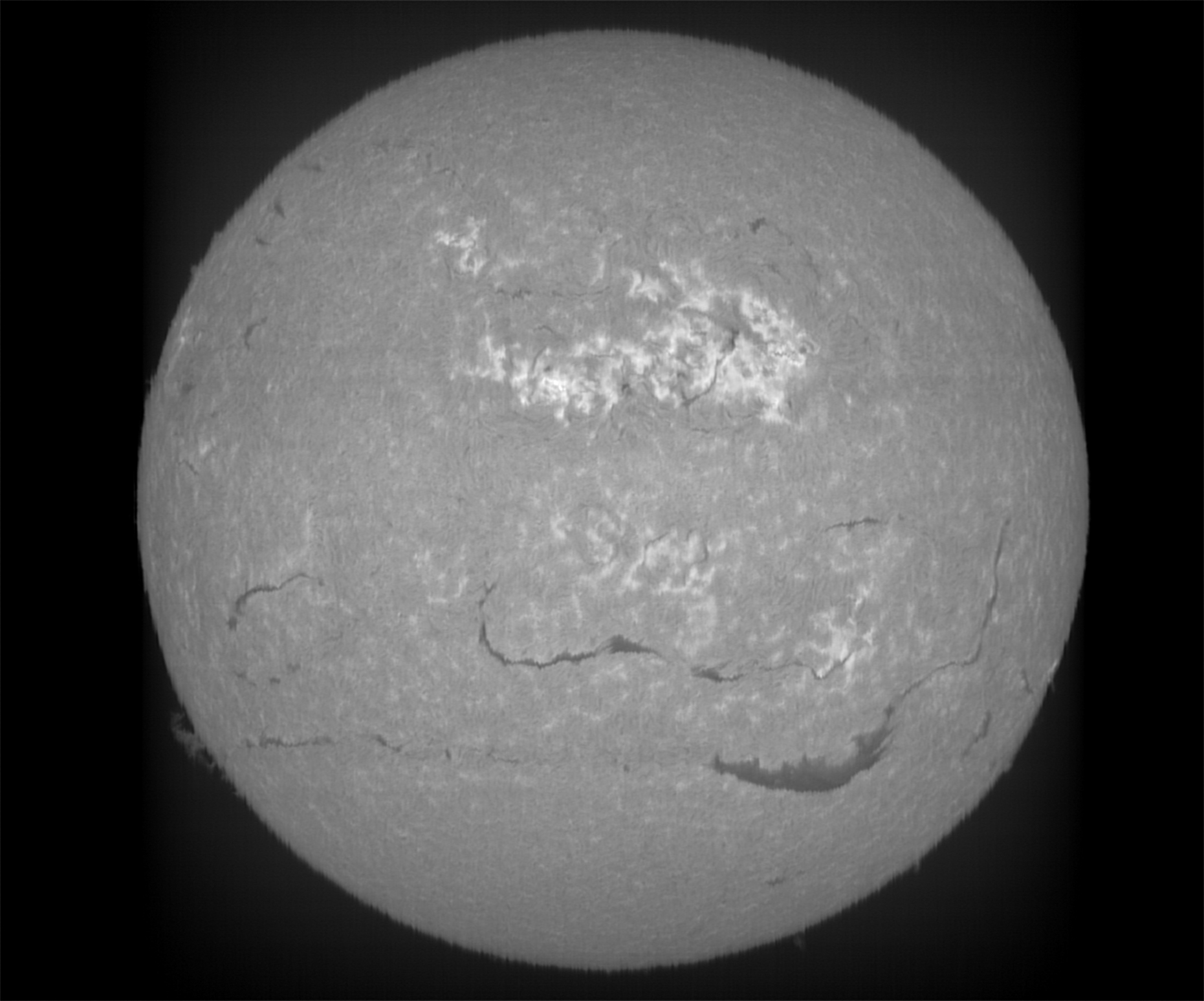 Sun_H-alpha_04-02-2025-r.jpg