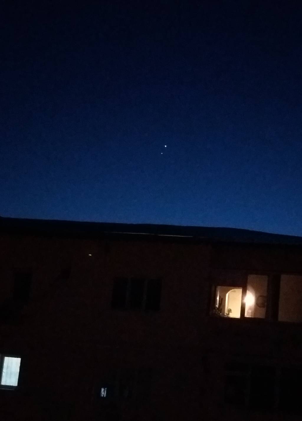 Venus-Jupiter-20230302-1843-1.jpg